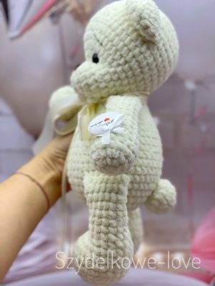 Maskotka - Miś wykonany szydełkiem