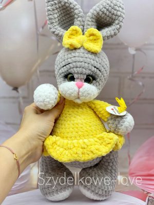 SZYDEŁKOWE LOVE maskotki premium Ręcznie robione pluszaki maskotki na szydełku premium handmade mascots Szydełkowe Love to zabawki maskotki z hipoalergicznej włóczki To w 100 rękodzieło