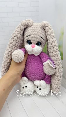 SZYDEŁKOWE LOVE maskotki premium Ręcznie robione pluszaki maskotki na szydełku premium handmade mascots Szydełkowe Love to zabawki maskotki z hipoalergicznej włóczki To w 100 rękodzieło