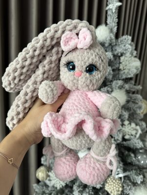 SZYDEŁKOWE LOVE maskotki premium