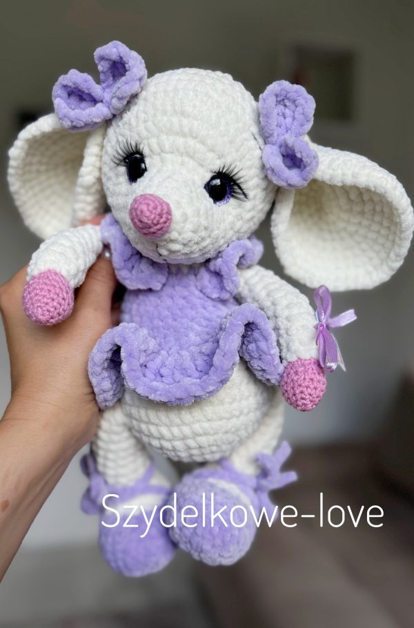 SZYDEŁKOWE LOVE maskotki premium