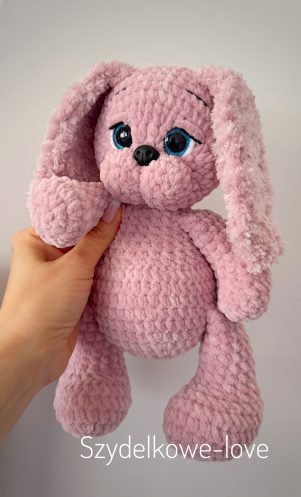 SZYDEŁKOWE LOVE maskotki premium