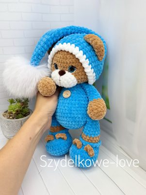 SZYDEŁKOWE LOVE maskotki premium Ręcznie robione pluszaki maskotki na szydełku premium handmade mascots Szydełkowe Love to zabawki maskotki z hipoalergicznej włóczki To w 100 rękodzieło
